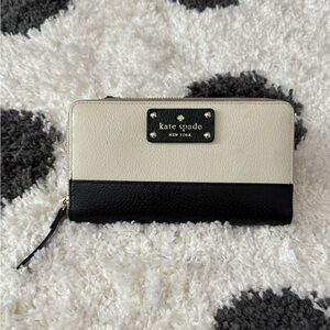 Kate Spade Colorblocked Wallet